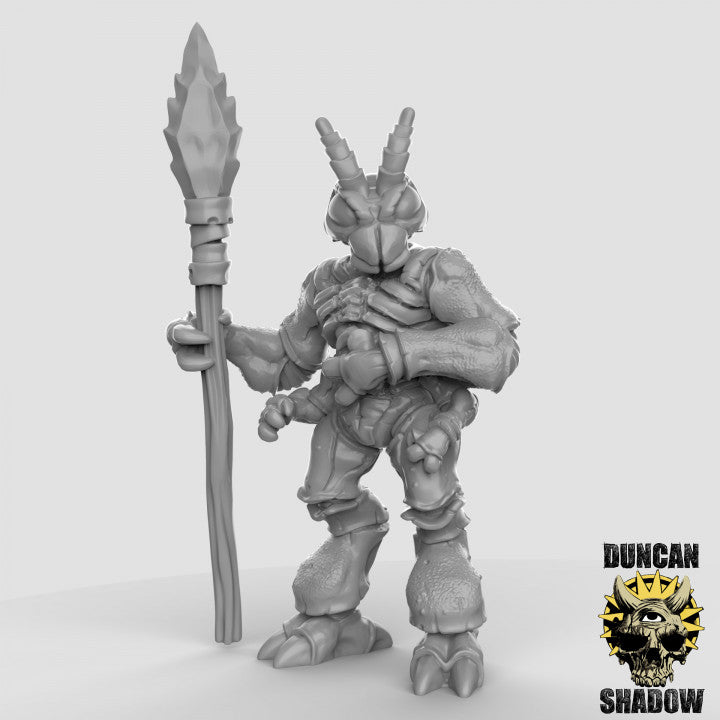 Thri-Kreen with spears resin miniature - view 4