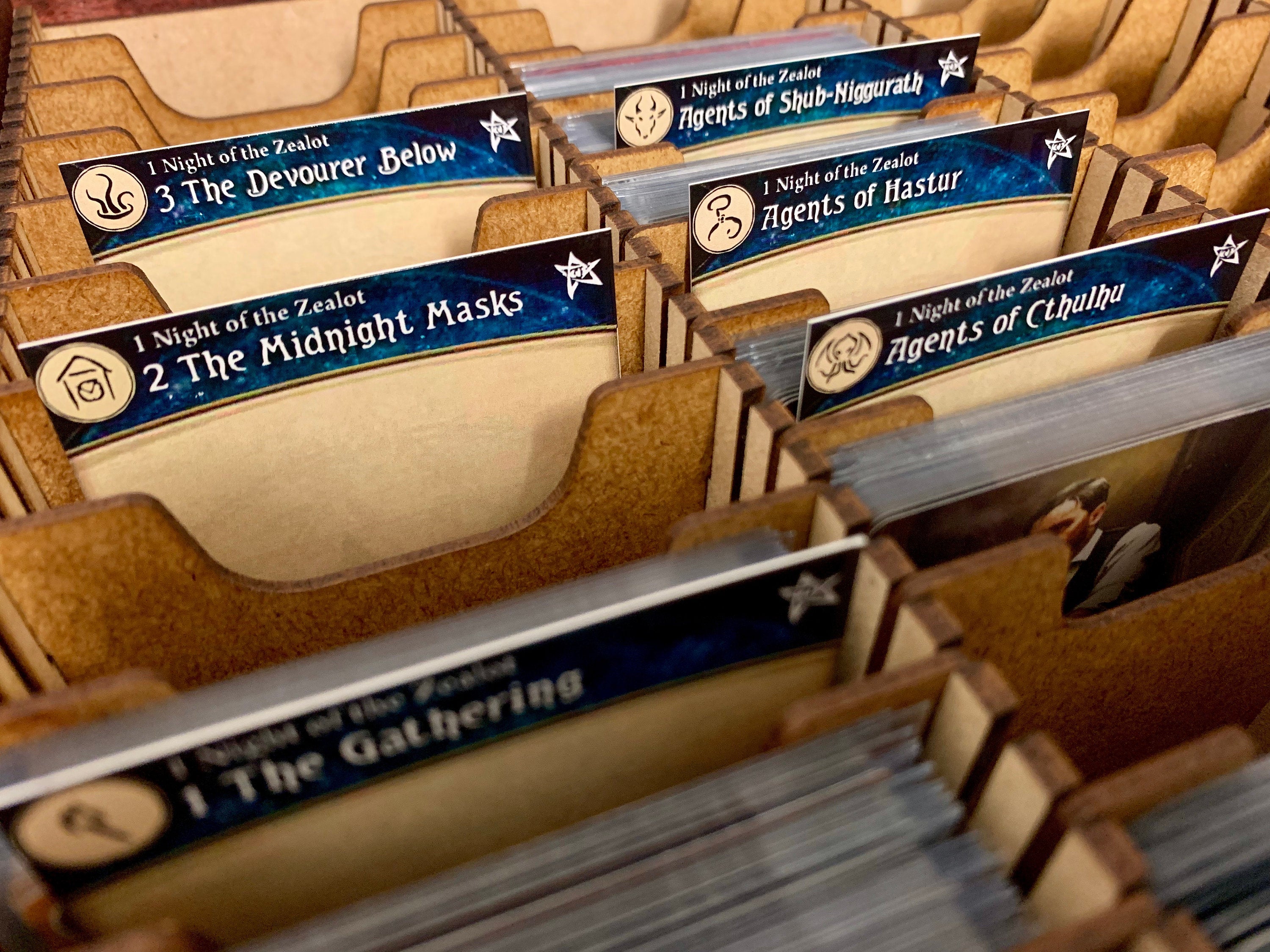 Arkham Horror LCG Deck Box Dividers COMPLETE SET - High Quality Unique Paragon Star Arkham Horror LCG Deck Box Dividers COMPLETE SET - High Quality Unique Paragon Star