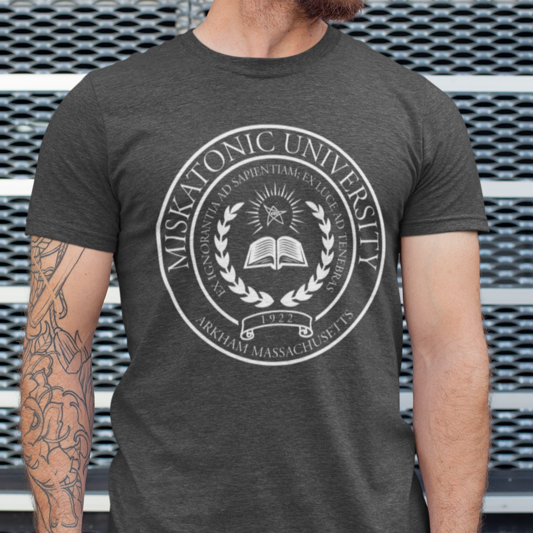Mens Miskatonic University T Shirt |Cthulhu | Lovecraft | Mythos | Arkham Horror | Eldritch