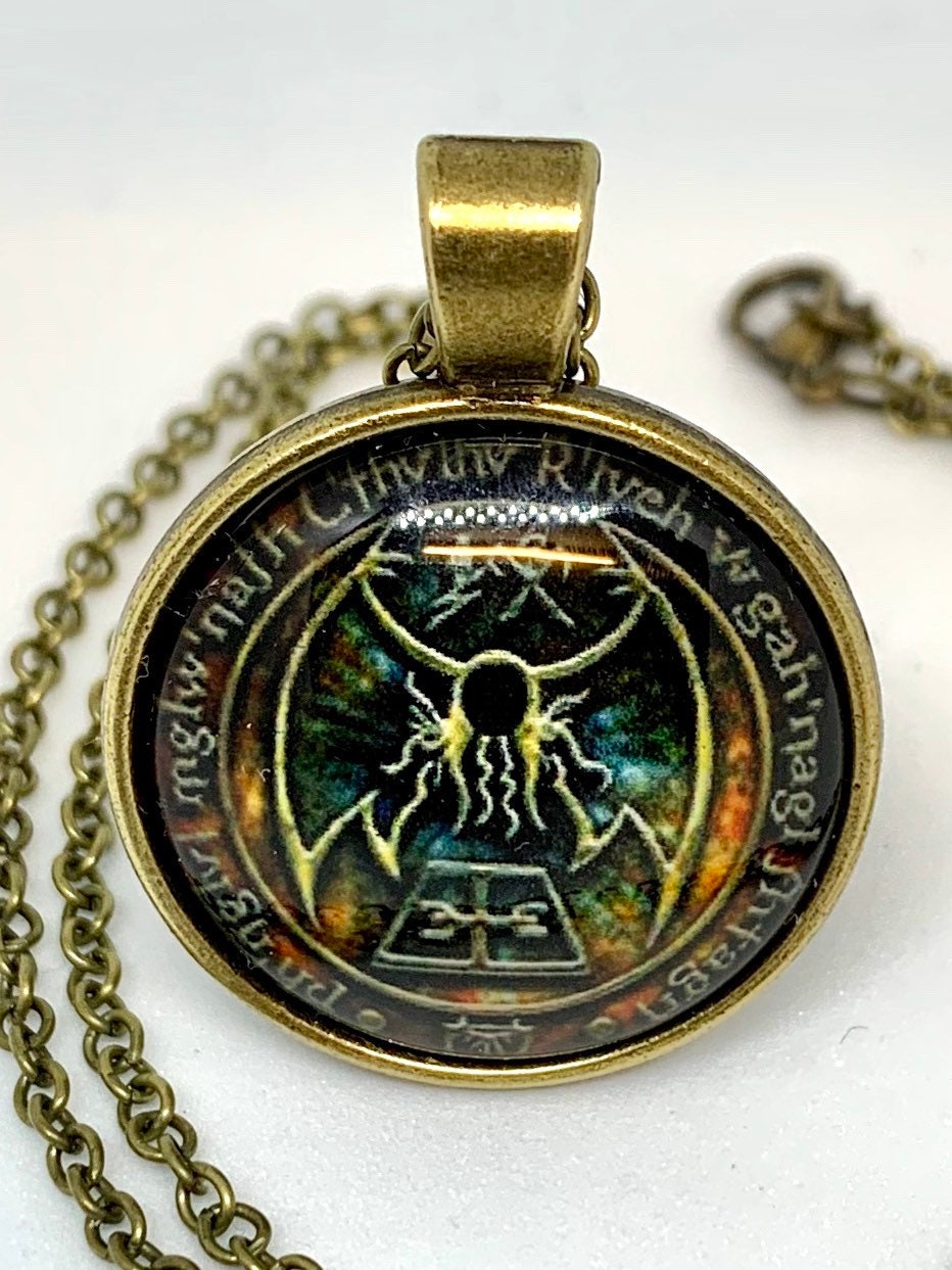 Cthulhu R'lyeh Sigil Pendant Necklace