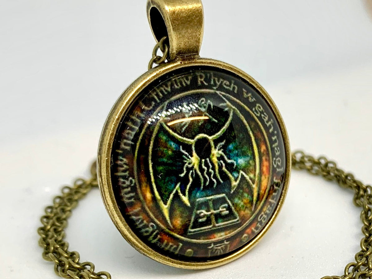 Cthulhu R'lyeh Sigil Pendant Necklace